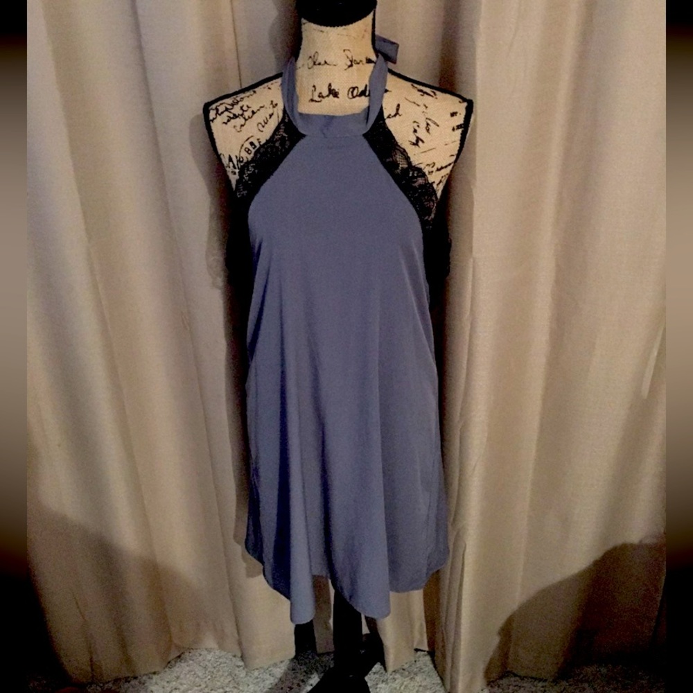 Honey Punch grey backless dress with lace detail